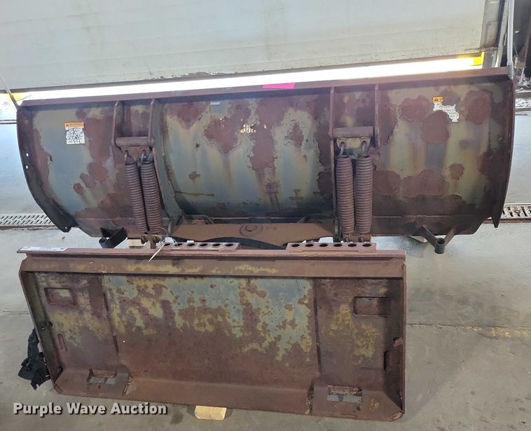 image for item DX7334 Bobcat skid steer snow blade 