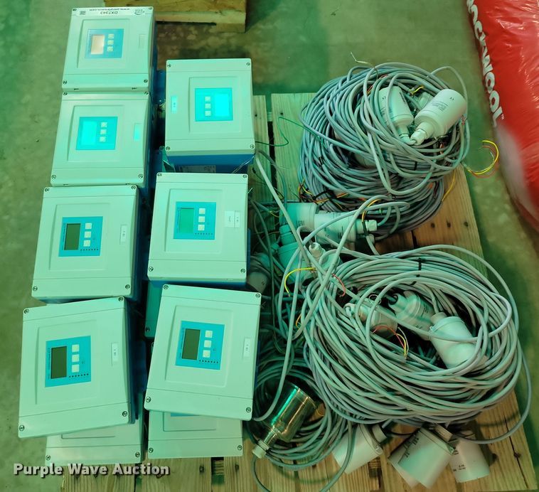 image for item DX7343 (15) level sensors and transmitters