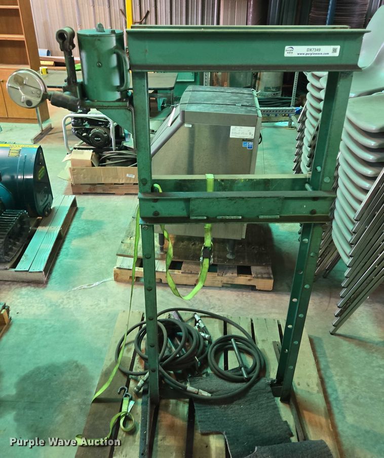 image for item DX7349 Century Fox FP-1012 10 ton hydraulic press