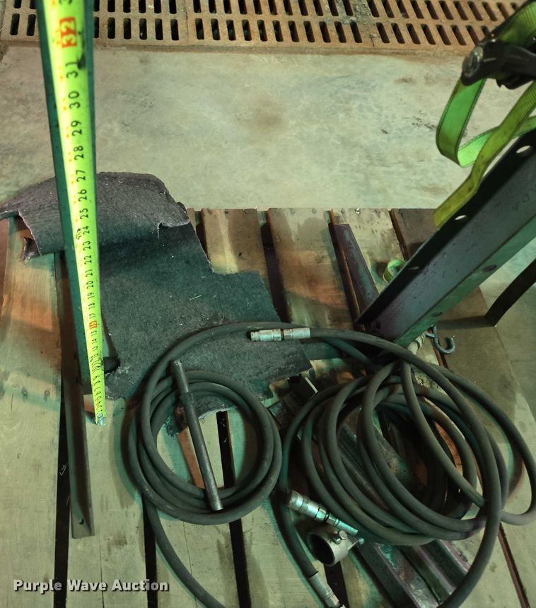 image for item DX7349 Century Fox FP-1012 10 ton hydraulic press