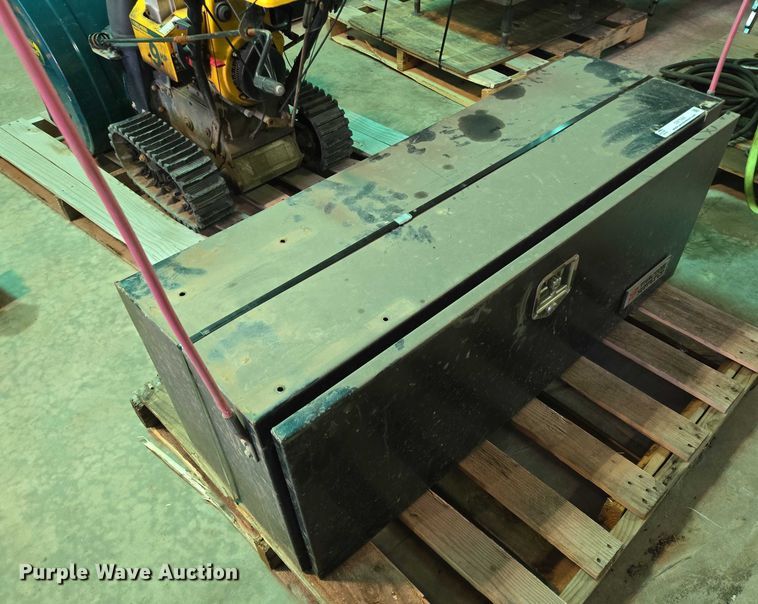 image for item DX7350 (2) toolboxes