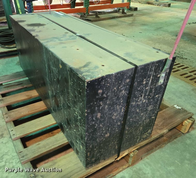 image for item DX7350 (2) toolboxes