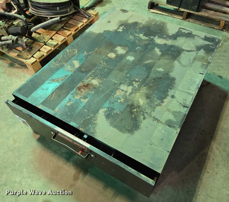 image for item DX7350 (2) toolboxes