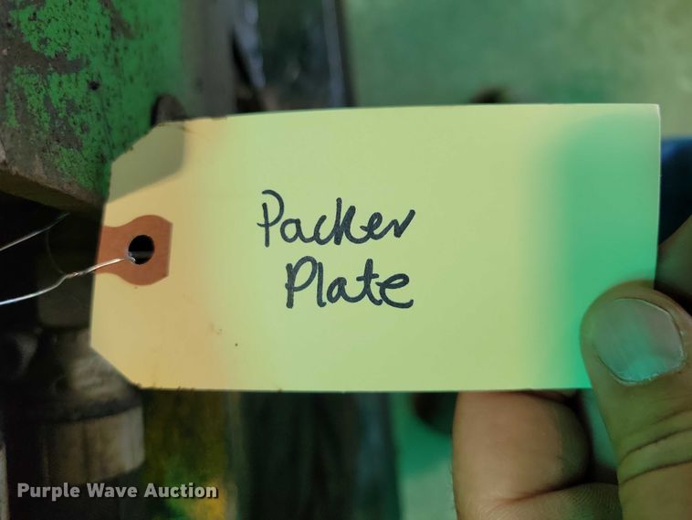 image for item DX7354 Excavator plate compactor