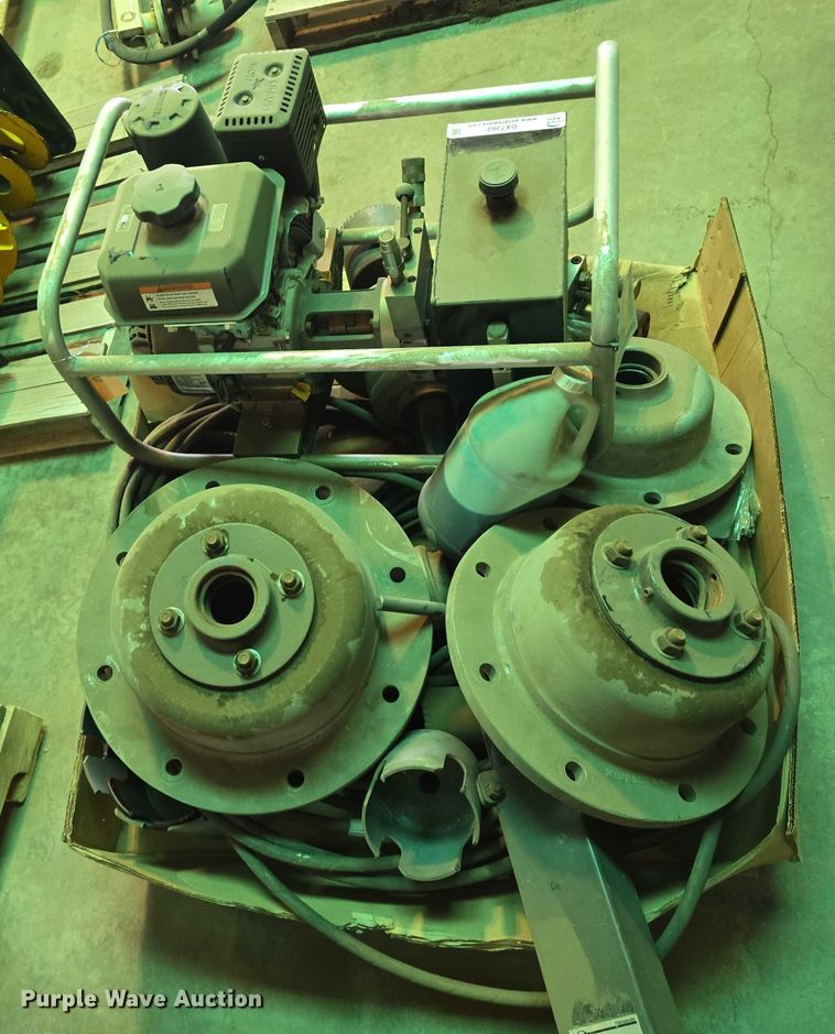 image for item DX7362 Transmate tapping machine romac