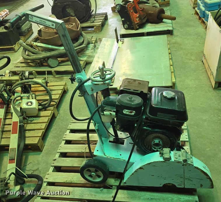 image for item DX7363 Target MC18 concrete saw