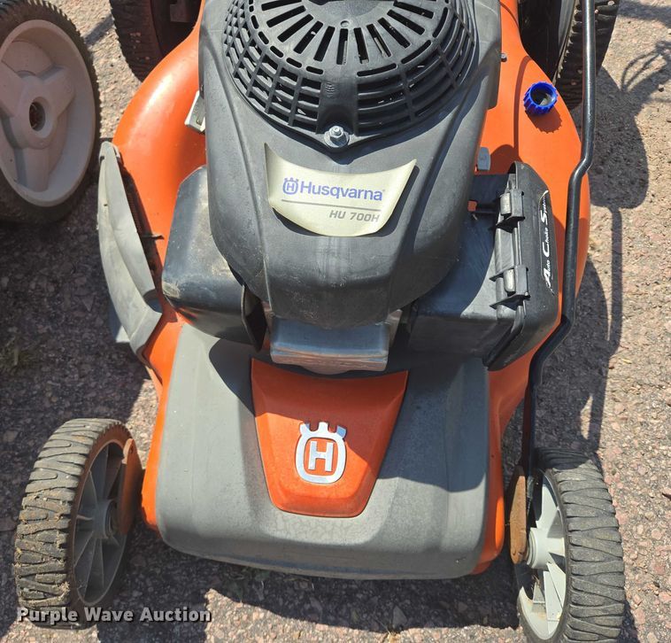 image for item DX7393 (11) push mowers