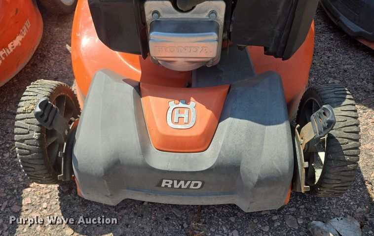 image for item DX7393 (11) push mowers