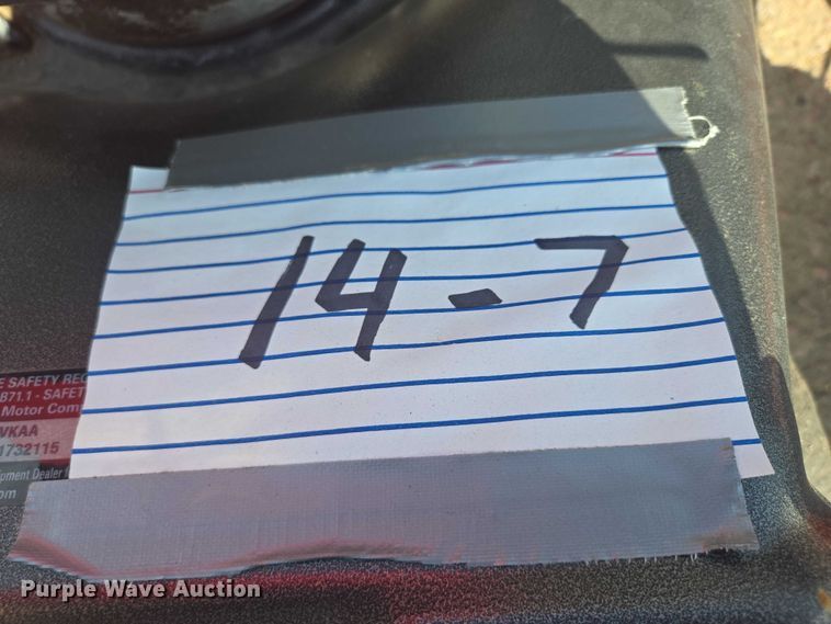 image for item DX7393 (11) push mowers