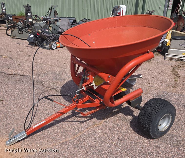 image for item DX7394 Gearmore PTB560 spreader