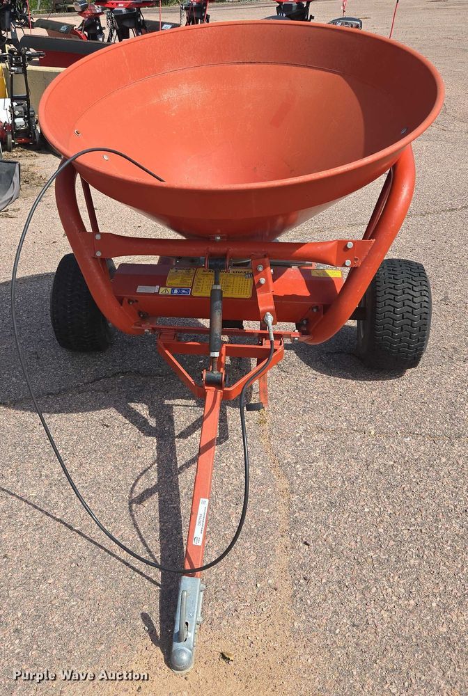 image for item DX7394 Gearmore PTB560 spreader