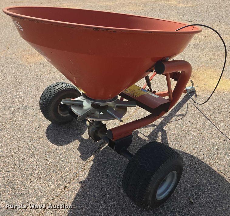 image for item DX7394 Gearmore PTB560 spreader