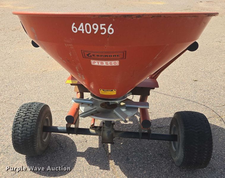 image for item DX7394 Gearmore PTB560 spreader