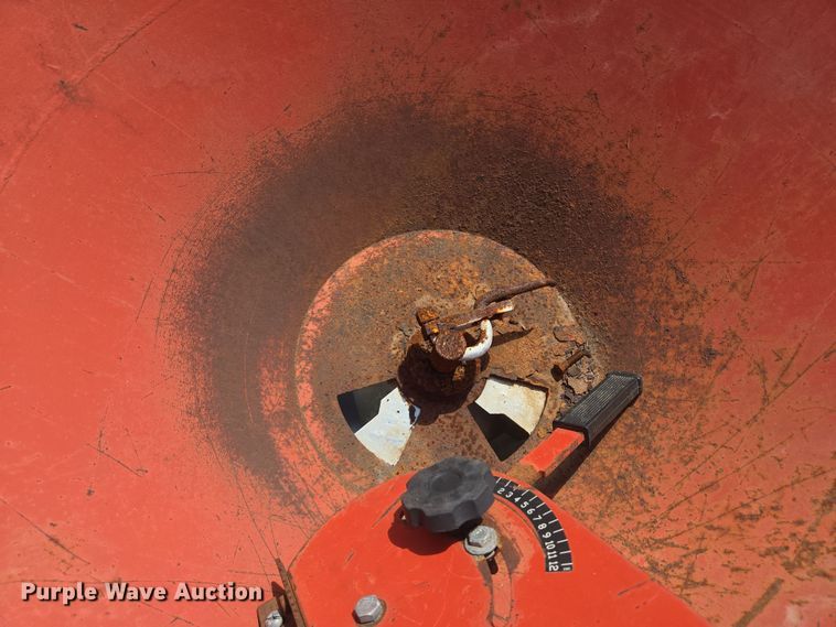 image for item DX7394 Gearmore PTB560 spreader