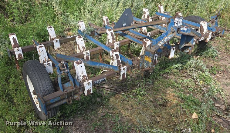 image for item DX7395 Ford chisel