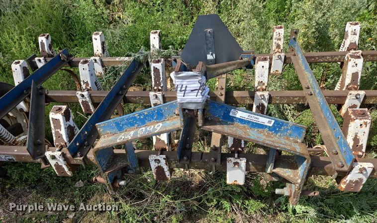 image for item DX7395 Ford chisel