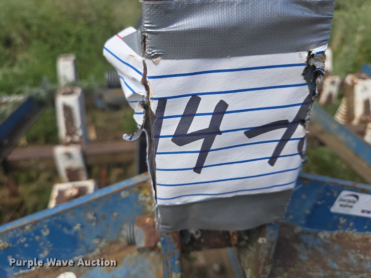 image for item DX7395 Ford chisel