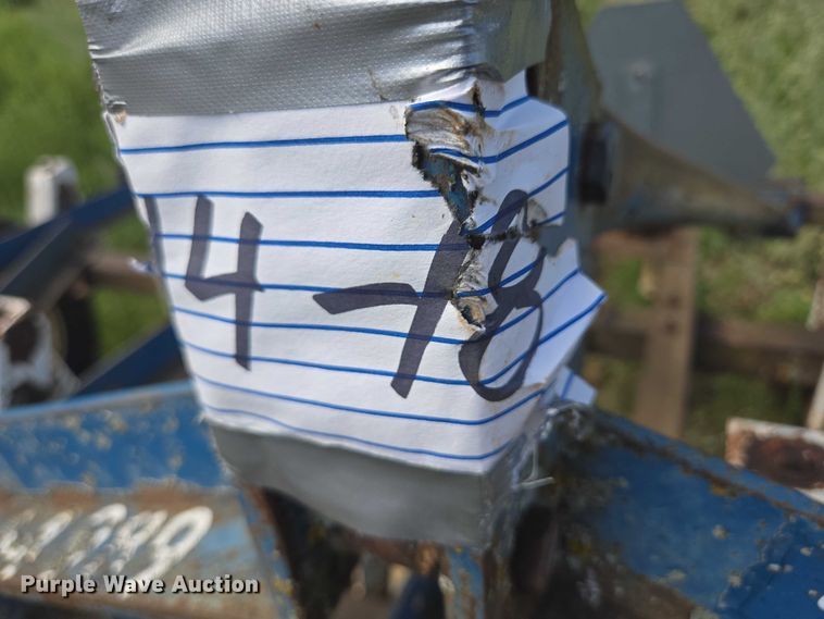 image for item DX7395 Ford chisel