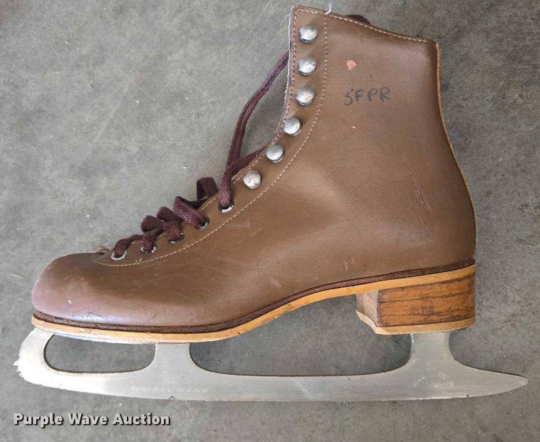 image for item DX7396 Approximately 112 pairs of ice skates