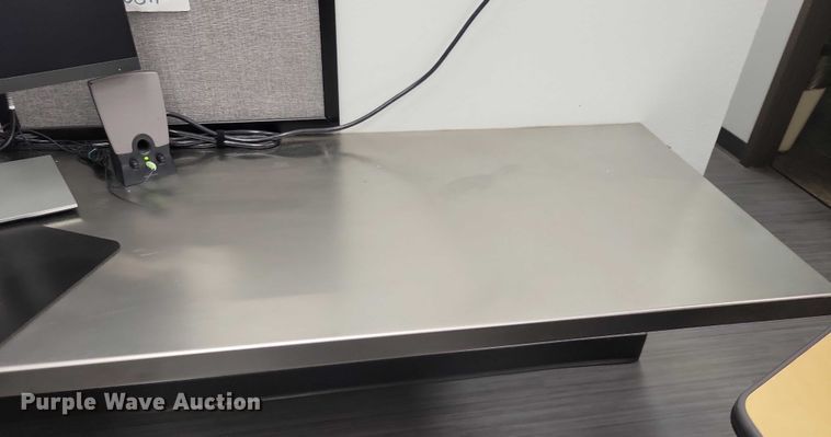 image for item DX7398 Wall mounted table