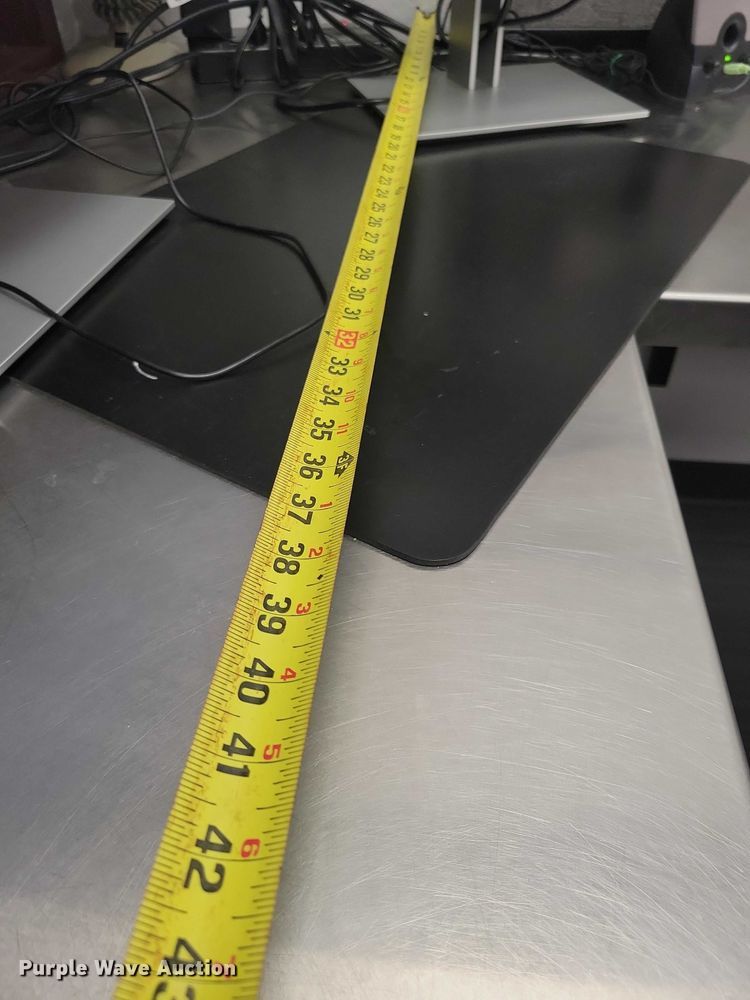 image for item DX7398 Wall mounted table