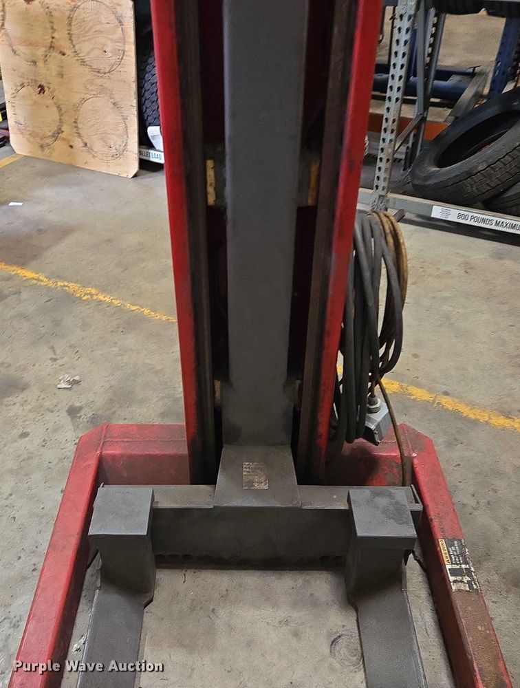 image for item DX7402 Rotary Lift HP415-1 automotive lift