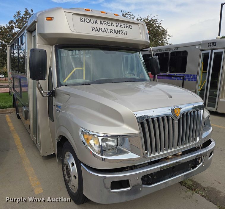 image for item DX7404 2013 IC shuttle bus