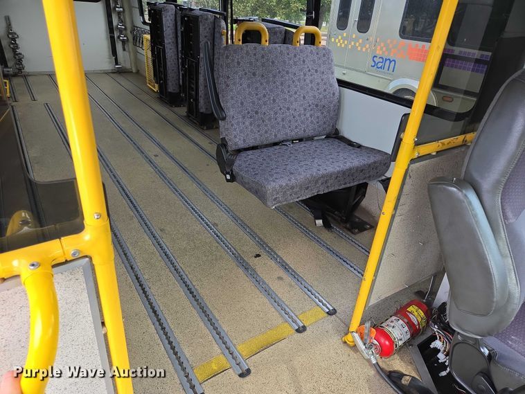 image for item DX7404 2013 IC shuttle bus