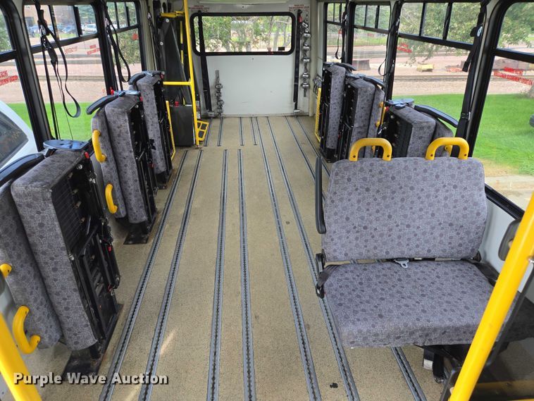 image for item DX7404 2013 IC shuttle bus