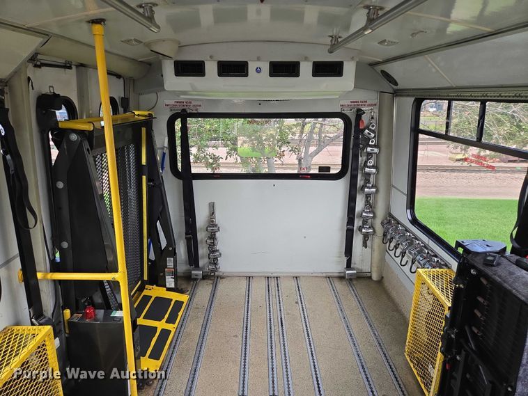 image for item DX7404 2013 IC shuttle bus