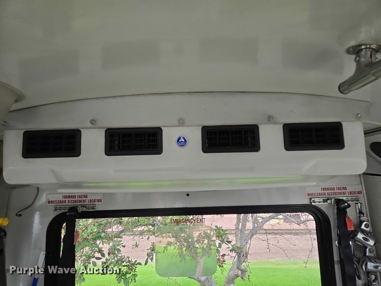 image for item DX7404 2013 IC shuttle bus