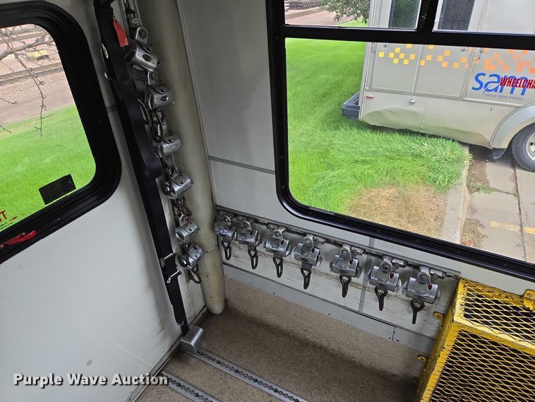 image for item DX7404 2013 IC shuttle bus