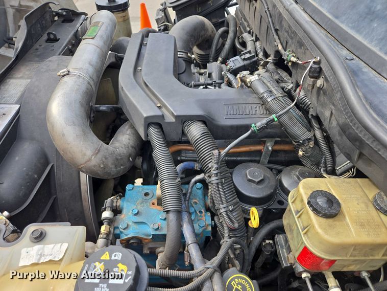 image for item DX7404 2013 IC shuttle bus