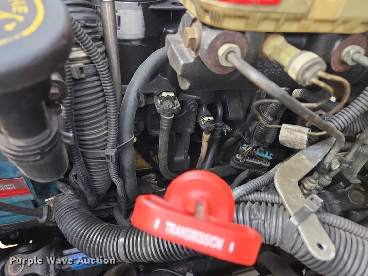 image for item DX7404 2013 IC shuttle bus