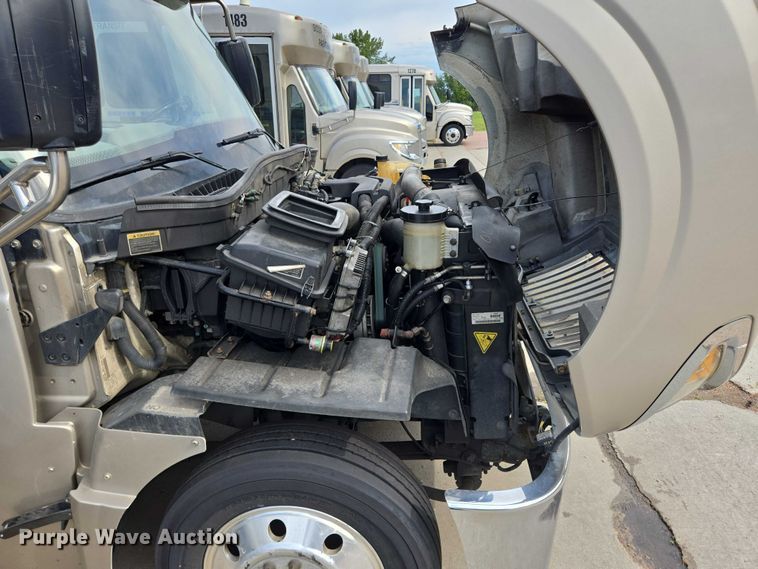 image for item DX7404 2013 IC shuttle bus