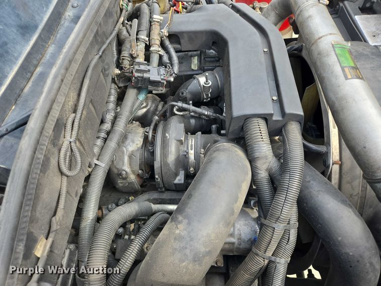 image for item DX7404 2013 IC shuttle bus