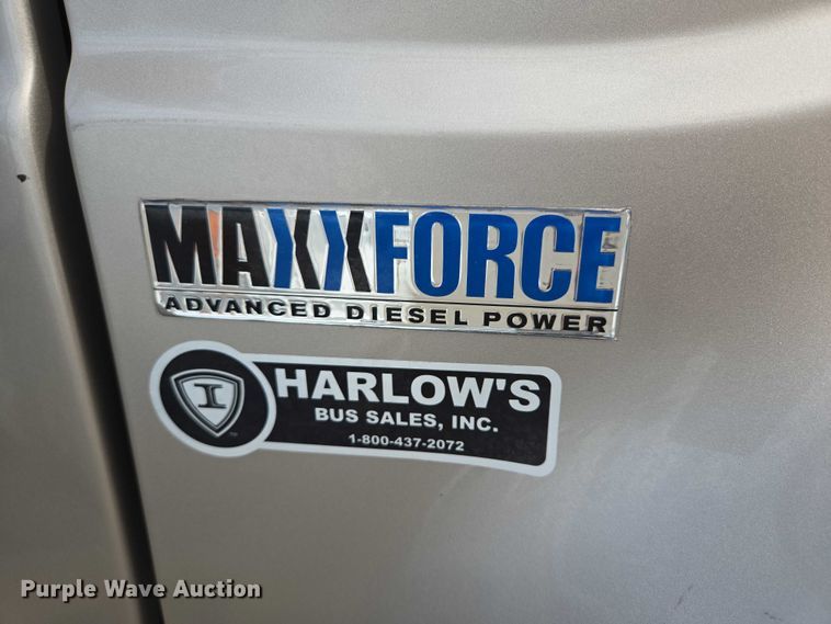 image for item DX7404 2013 IC shuttle bus