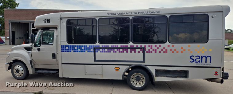 image for item DX7405 2013 IC shuttle bus