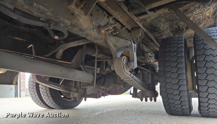 image for item DX7405 2013 IC shuttle bus