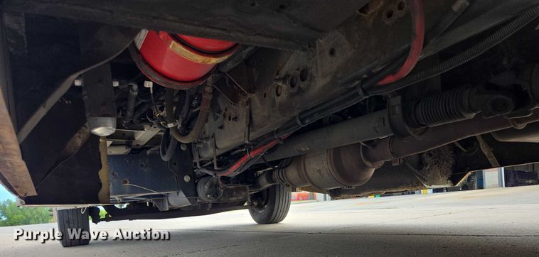 image for item DX7405 2013 IC shuttle bus