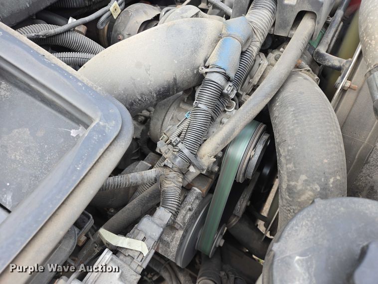 image for item DX7405 2013 IC shuttle bus