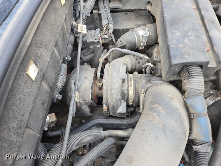 image for item DX7405 2013 IC shuttle bus