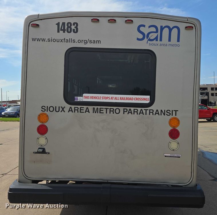 image for item DX7406 2015 IC shuttle bus