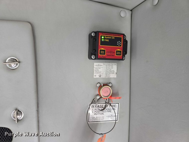 image for item DX7406 2015 IC shuttle bus