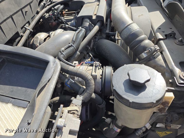 image for item DX7406 2015 IC shuttle bus