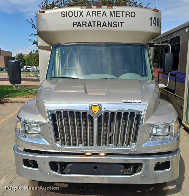 image for item DX7407 2015 IC shuttle bus