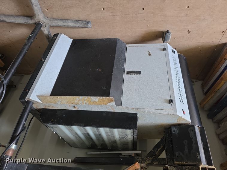 image for item DZ6147 HIX E2408 screen printer