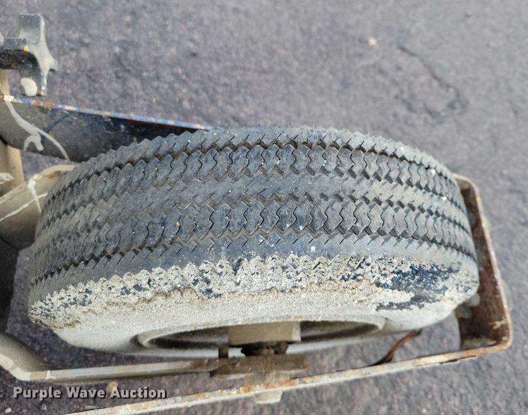 image for item DZ6497 Graco Line Lazer 3000 paint stripper