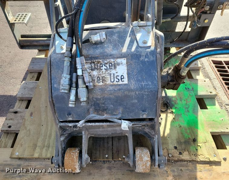 image for item DZ6498 1998 Alitec skid steer cold planer