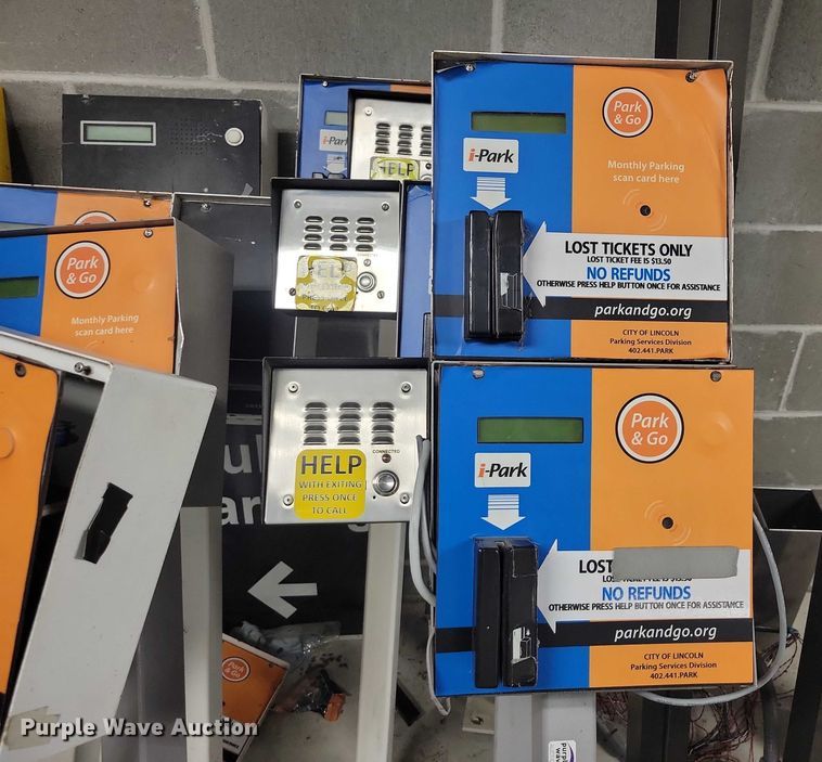 image for item DZ6518 Parking garage electronics